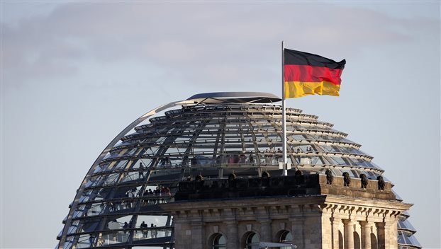 Επιμένει σε «ασπιρίνες» το Βερολίνο για το χρέος