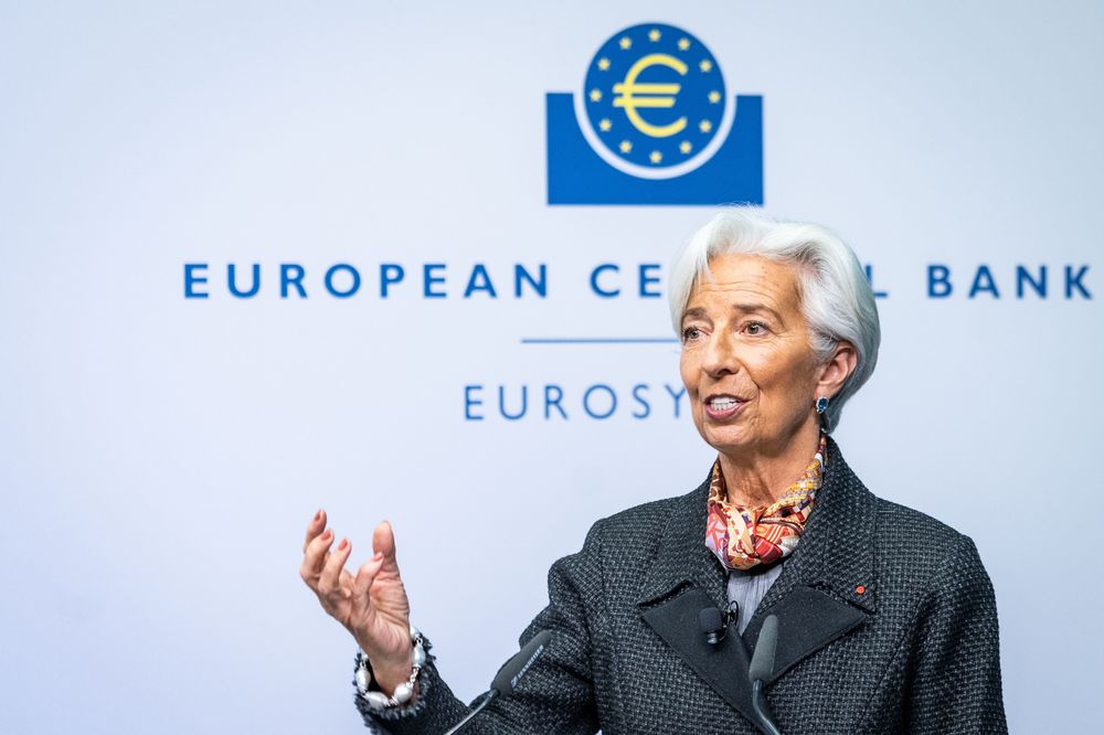 Η ΕΚΤ θα προχωρήσει «όσο μακριά είναι απαραίτητο» για να καταπολεμήσει τον πληθωρισμό