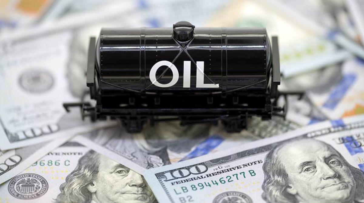 Το “διπλό” πρόβλημα της υψηλής τιμής πετρελαίου και της υψηλή ισοτιμίας του δολαρίου.