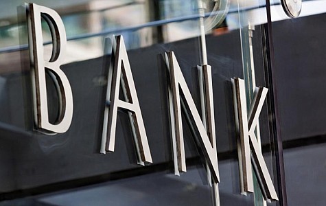 Τέσσερις θετικοί καταλύτες για τις τράπεζες