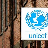 Υπέρογκοι μισθοί, οικογενειοκρατία, σπατάλες στη Unicef