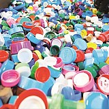 Οι μεγάλες εταιρίες ζητούν τον περιορισμό της χρήσης πλαστικού