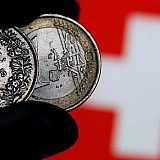 Ελβετία: Πλεόνασμα 11,9 δισ. δολαρίων στο β΄ τρίμηνο