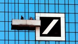 Διαπραγματεύσεις για το ενδεχόμενο συγχώνευσης ξεκινούν Deutsche Bank και Commerzbank