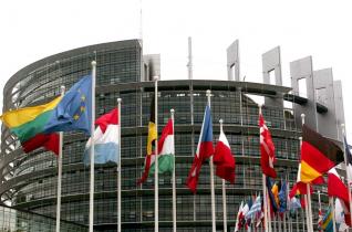 Ευρωζώνη: Υψηλότερη των εκτιμήσεων η βιομηχανική παραγωγή