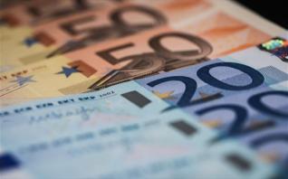 Ανατιμήσεις: Άνω των 2.200 ευρώ η ετήσια επιβάρυνση για μια μικρομεσαία οικογένεια