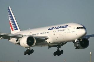 Η ανακεφαλαιοποίηση 4 δισ. ευρώ της Air France-KLM την φέρνει κάτω από τα φτερά του κράτους