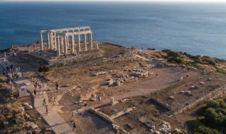 Οι ξένοι τουρίστες εμπιστεύονται την Ελλάδα και τη θεωρούν ασφαλή προορισμό