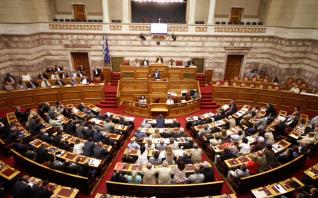 Ψηφίζεται απόψε το νομοσχέδιο για την ψήφο των εκλογέων που βρίσκονται εκτός ελληνικής επικρατείας