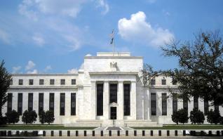 Fed (Beige Book): Αυξάνονται οι ενδείξεις επιβράδυνσης της οικονομικής δραστηριότητας