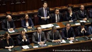 Διχάζει την ιταλική κυβέρνηση η μεταρρύθμιση του ΕΜΣ