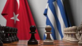 Η Αθήνα κινεί τα πιόνια της στην «ελληνοτουρκική σκακιέρα»