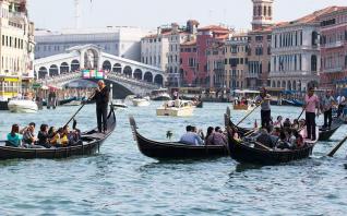 Εισιτήριο εισόδου στη Βενετία θα χρεώνει ο δήμος της πόλης