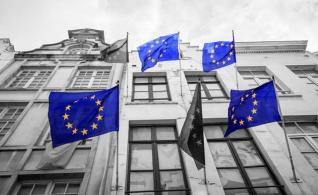 Nouy: Η ΕΚΤ θα αναζητά κατά περίπτωση λύσεις για τα "κόκκινα" δάνεια