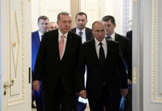 Ερντογάν - Πούτιν βάζουν πάλι φωτιά στη Συρία