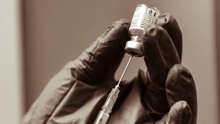 Η εταίρος της Pfizer, BioNTech, ετοιμάζει ήδη νέο εμβόλιο κατά της μετάλλαξης Όμικρον