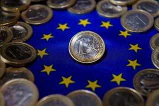 Υψηλό δεκαετίας για τον ρυθμό ανάπτυξης στην Ευρωζώνη