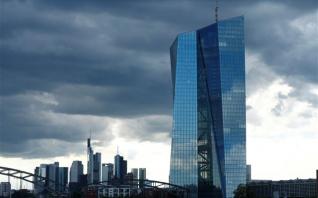 Ελεγκτικό Συνέδριο: Αδυναμίες στη διαχείριση κρίσεων από την ΕΚΤ