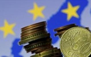 Πιθανή έξοδο της Ελλάδας από Ευρωζώνη βλέπει η EIU