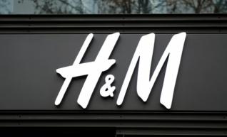 H&M: Πτώση 3% στα καθαρά κέρδη, επιβραδύνθηκε η ανάπτυξη των πωλήσεων
