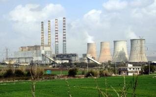 Ενεργειακοί κολοσσοί της Ευρώπης επιστρέφουν στα ορυκτά καύσιμα