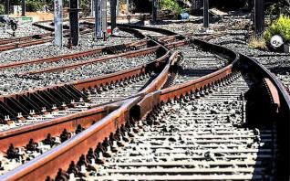 Προχωρούν οι διαγωνισμοί για τα σιδηροδρομικά έργα των 4 δισ. ευρώ