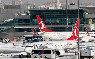 Emirates - Turkish Airlines: Αρση της απαγόρευσης για τη χρήση λάπτοπ σε πτήσεις προς τις ΗΠΑ