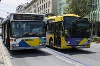 Λεωφορεία και τρόλεϊ «φρενάρουν» το e-εισιτήριο