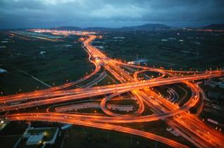 Υπ. Υποδομών και Μεταφορών: «Βάζει μπρος» τις μελέτες των επεκτάσεων της Αττικής Οδού – Ποια άλλα έργα είναι στη «λίστα»