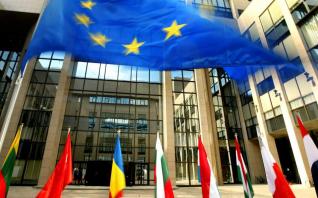Ευρωζώνη: Η μεταποίηση δεν αναμένει οικονομική ανάκαμψη