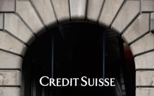 Έρχεται το τέλος της Credit Suisse; Σενάρια για συγχώνευση με την UBS